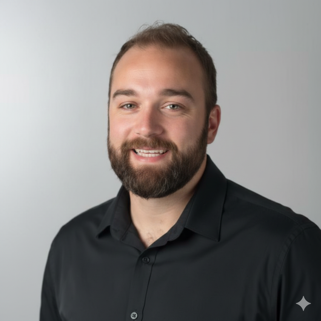 Headshot of Zac Smith